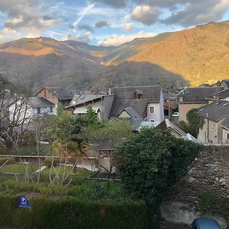 La Du Vieux Moulin Apartament *